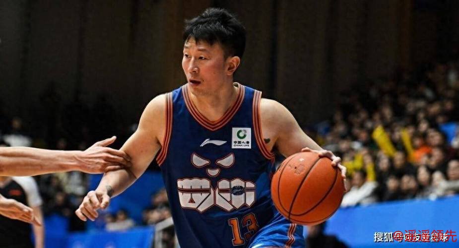 56比98惨败42分！辽篮苦主惨遭18连败：主教练顶不住申请下课？