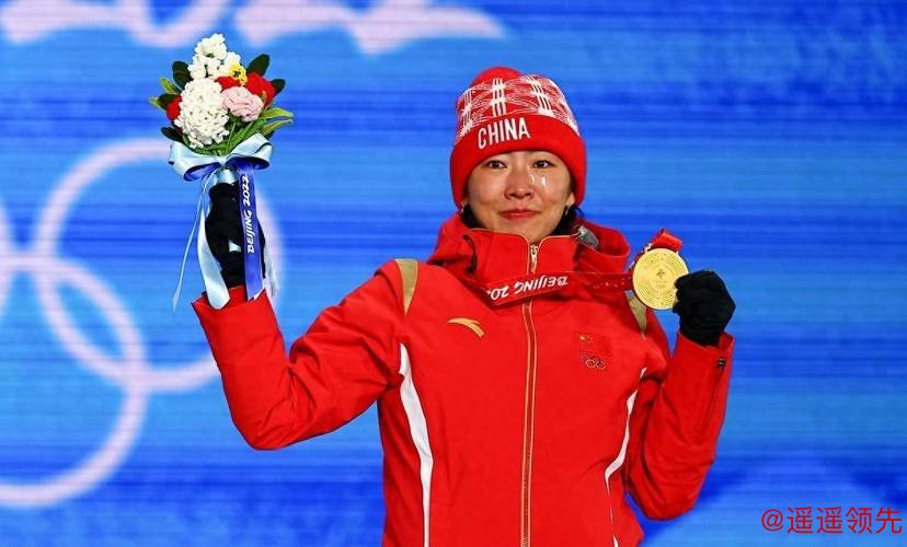 自由式滑雪空中技巧世界杯普莱西德湖站：王心迪夺冠 徐梦桃摘银